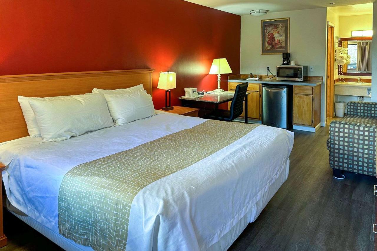 Econo Lodge Edmonds North Seattle Extérieur photo